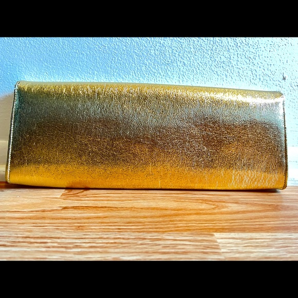 Gold long clutch - Picture 2 of 4